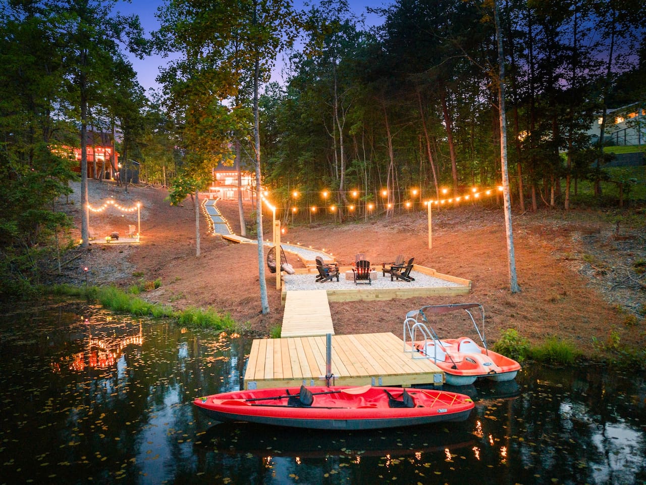 Easy Lake Access – Kayaks, Paddle Boat & Scenic Walk