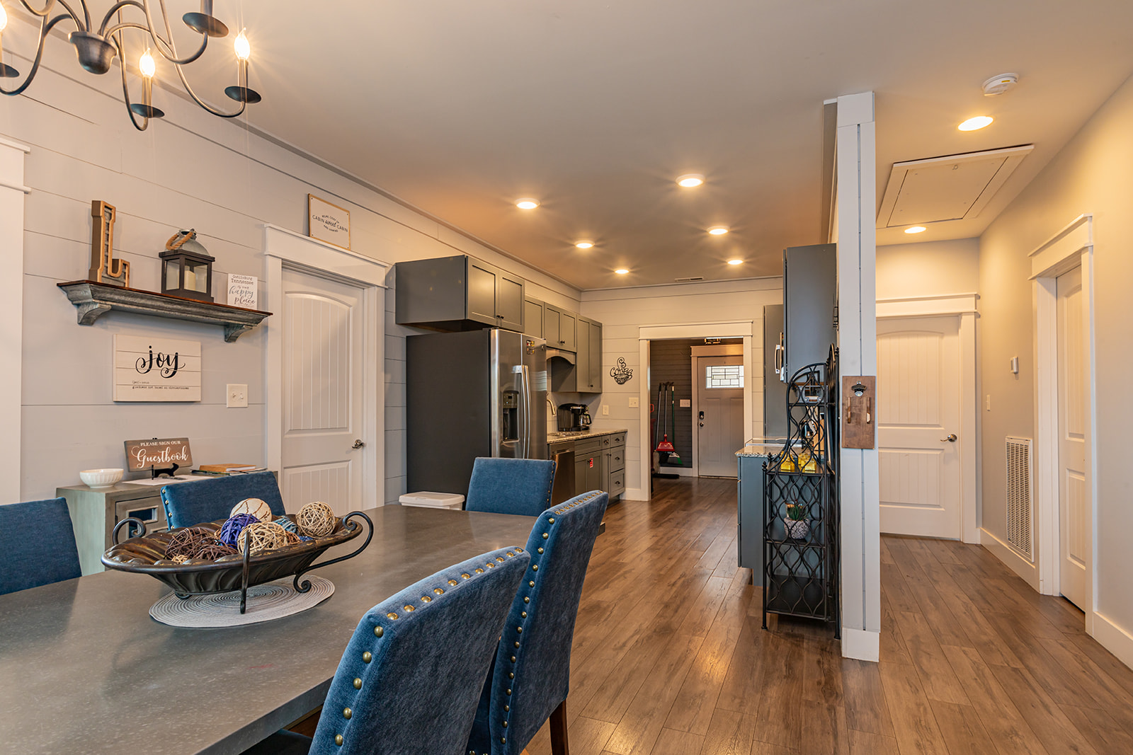 Dining into kitchen view