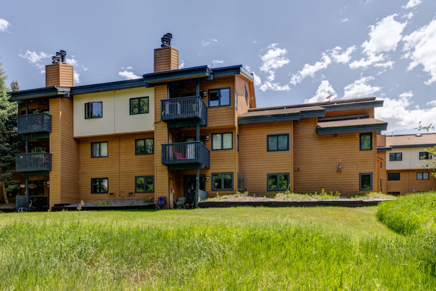 Exterior of Alpenglow at The Pines