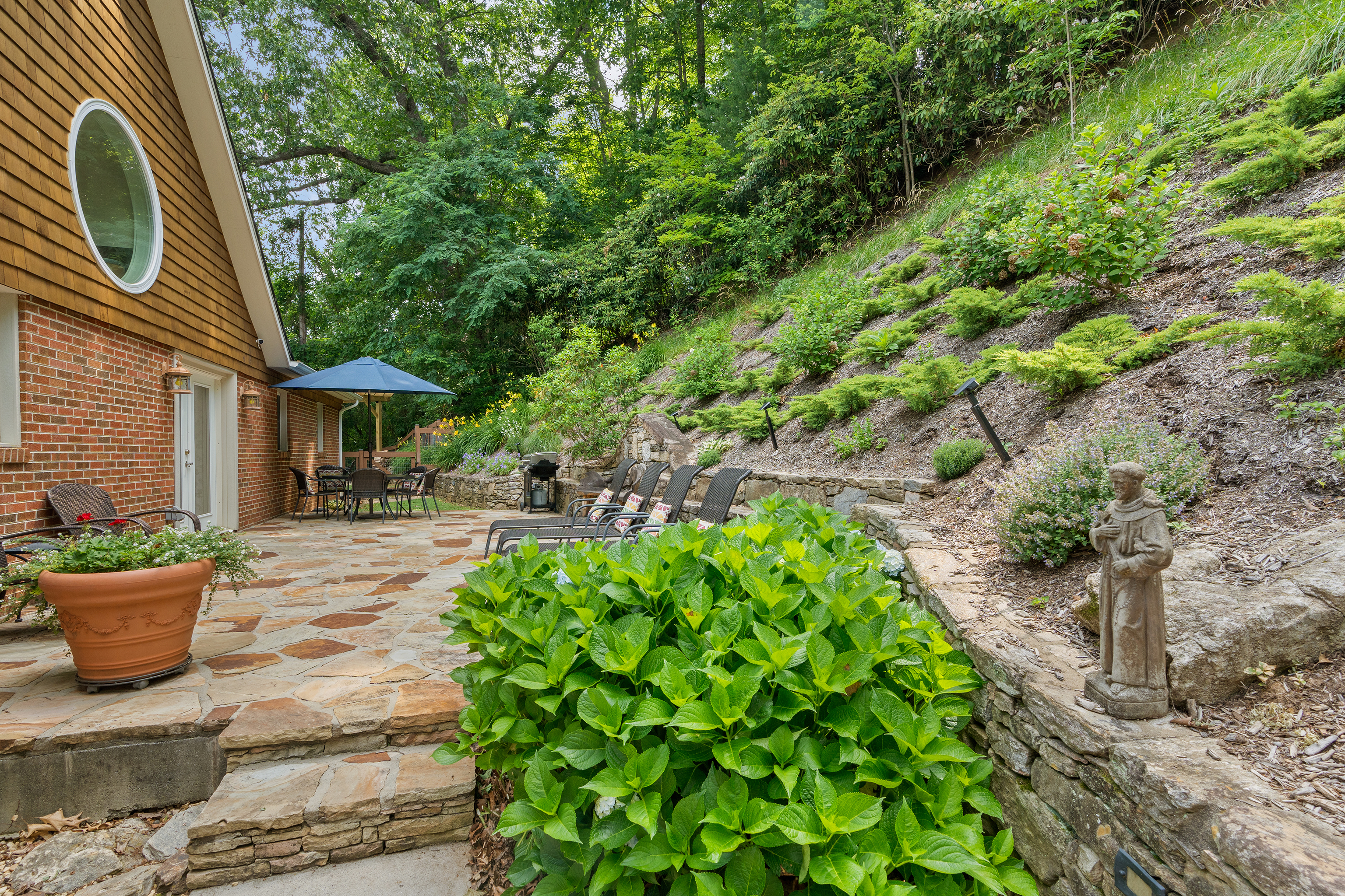 Entertaining Patio - Gas Grill, Lounge Seats, Dining Furniture, Custom Garden