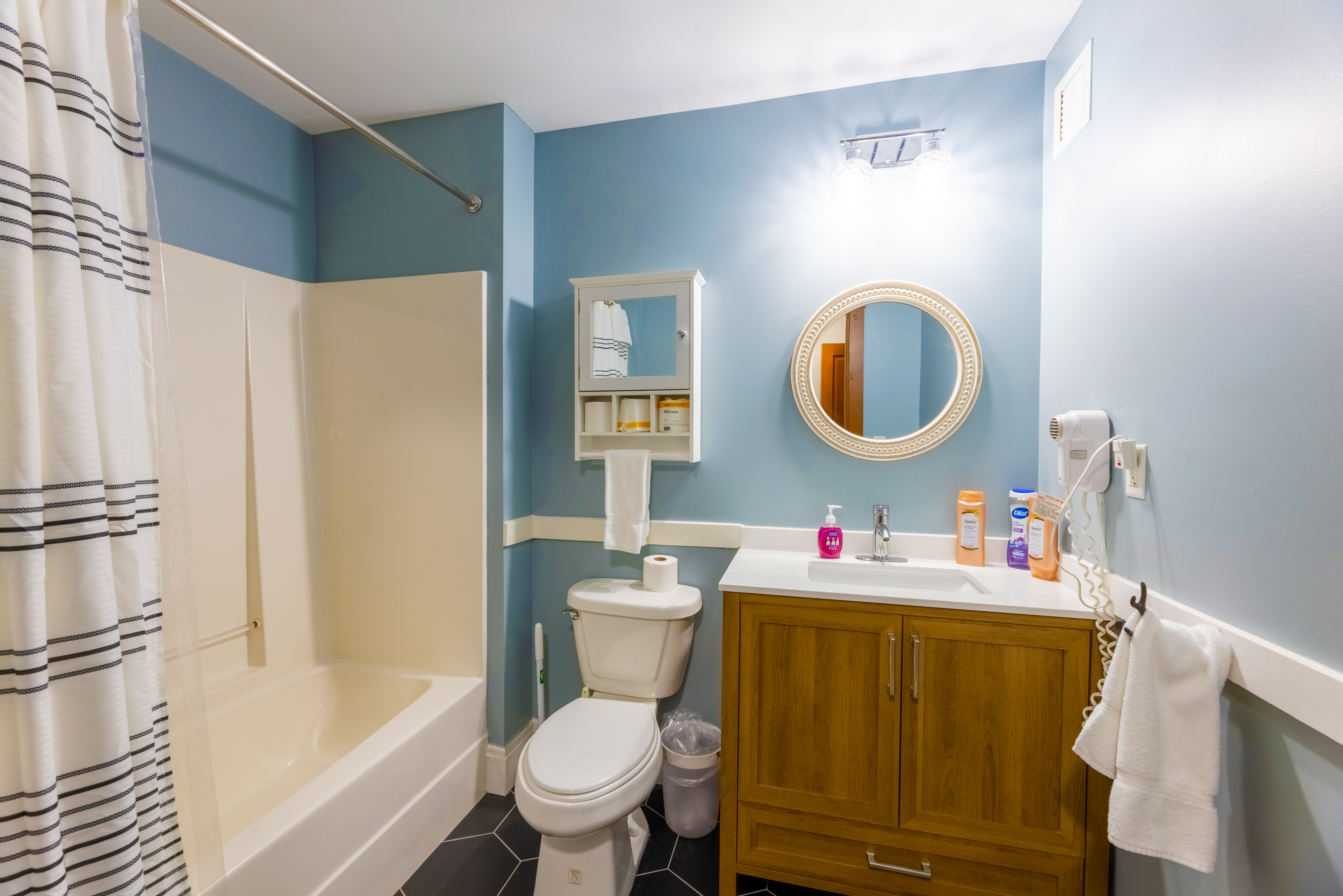Allegheny Springs · Units 326-330 — Guest Bath