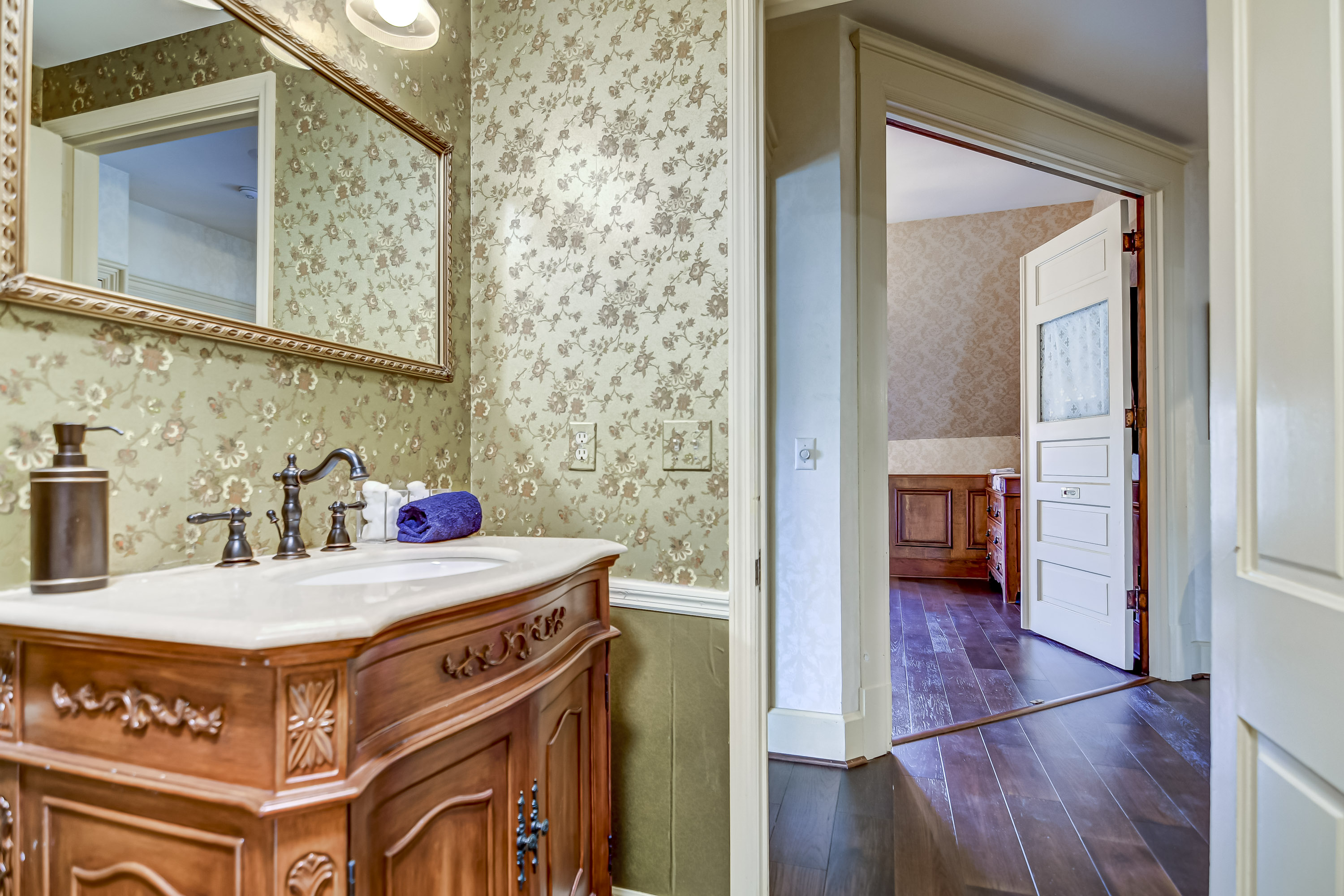 3rd Floor - Bathroom 1