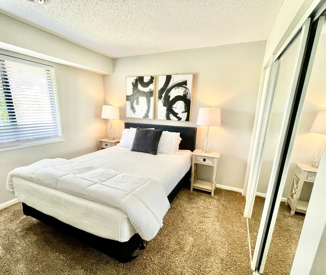 Bedroom 1- Queen sized memory foam bed.