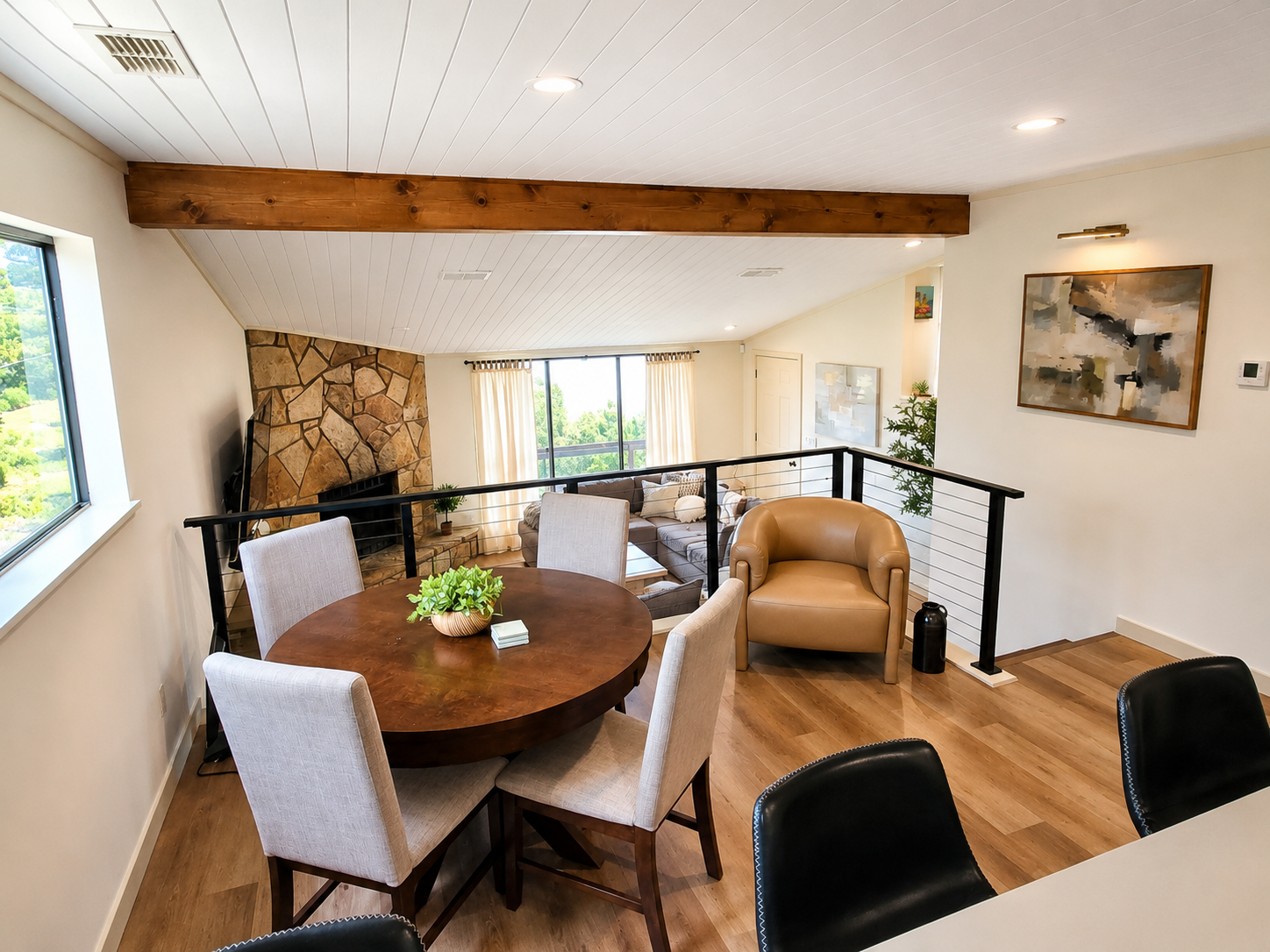 Cozy lake-view seating