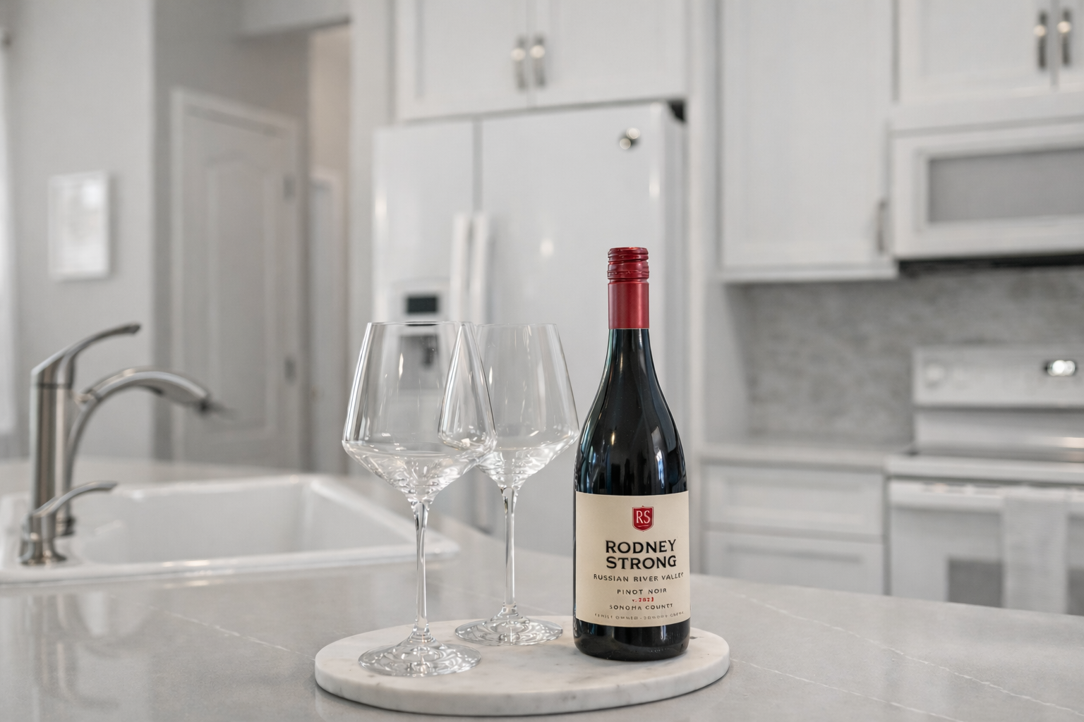 A little welcome treat- complimentary wine and beverages to help you ease right into beach mode.