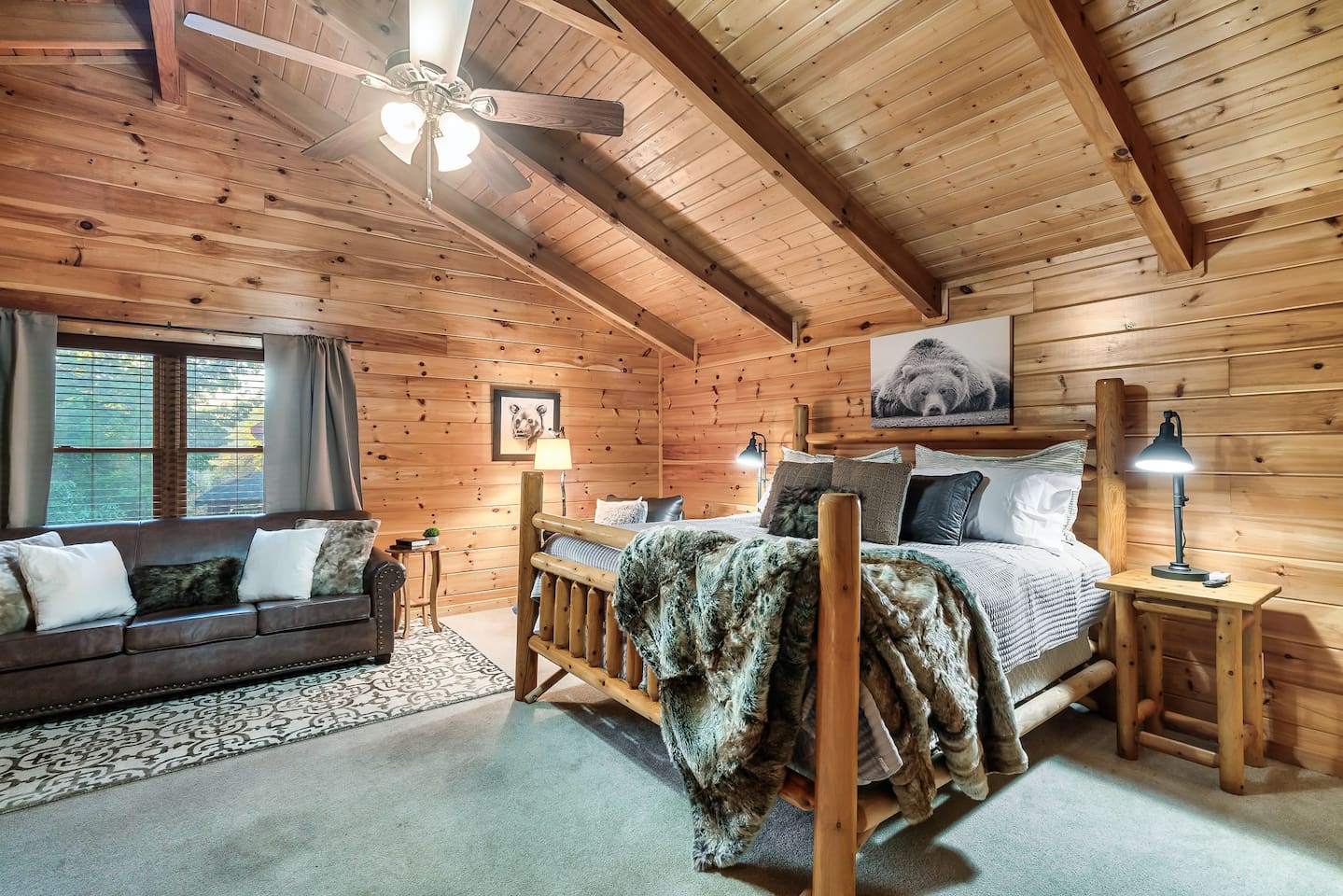 Master Suite on Upper Level
King Bed and Sofa Sleeper