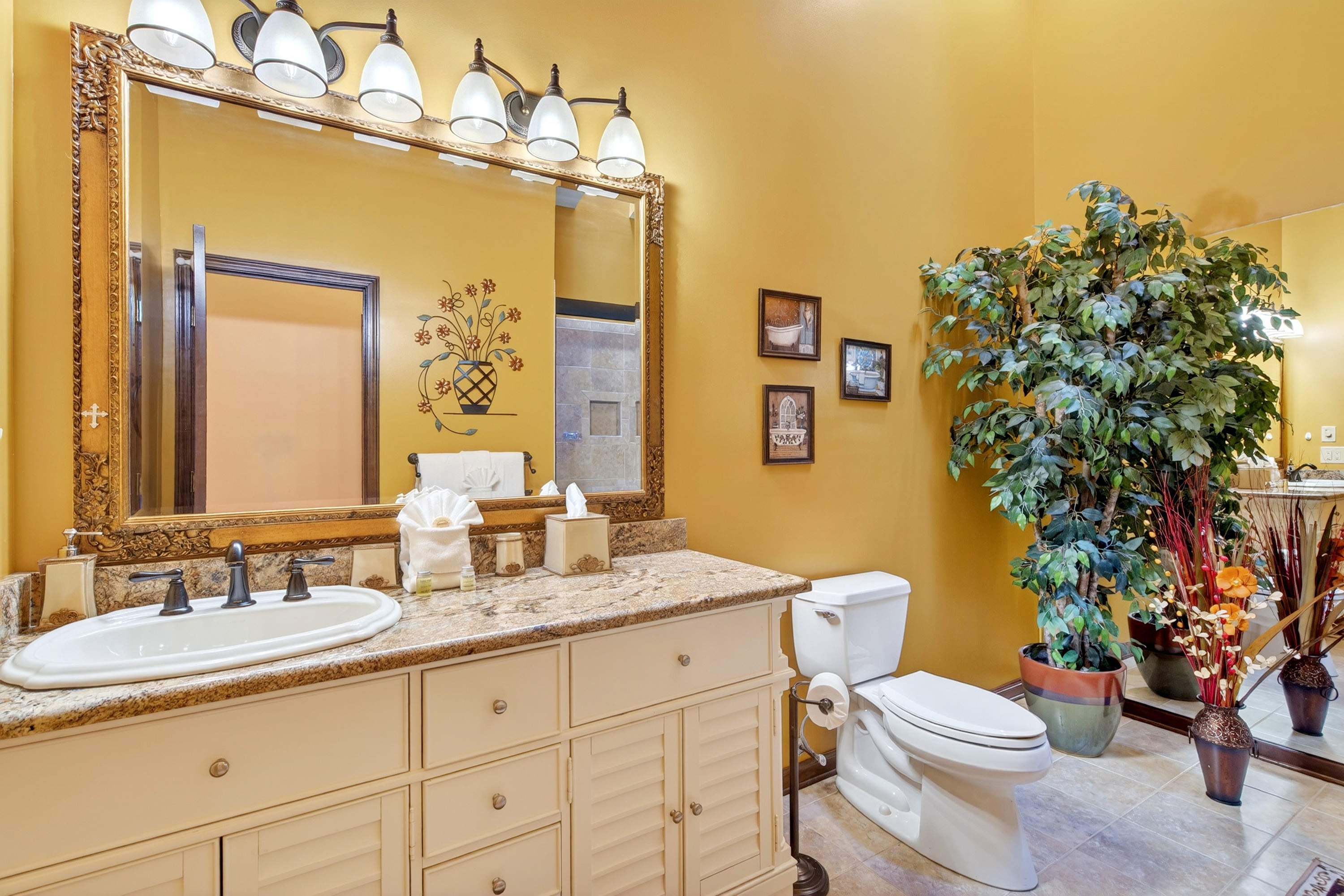 Main level master bathroom