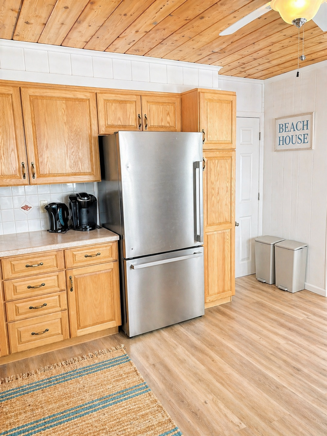Spacious, fully equipped kitchen