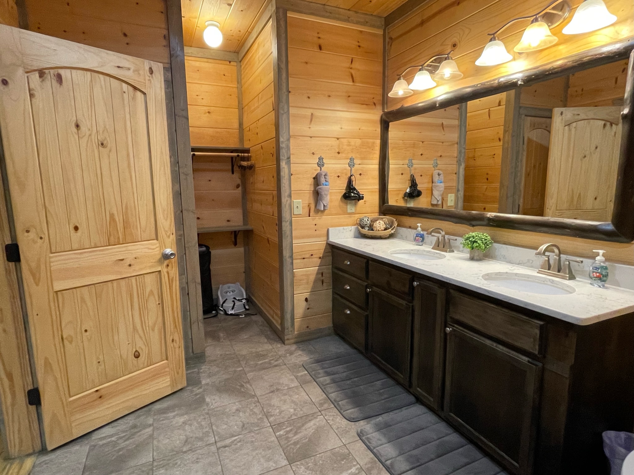 Large downstairs Master bath with spacious double vanity