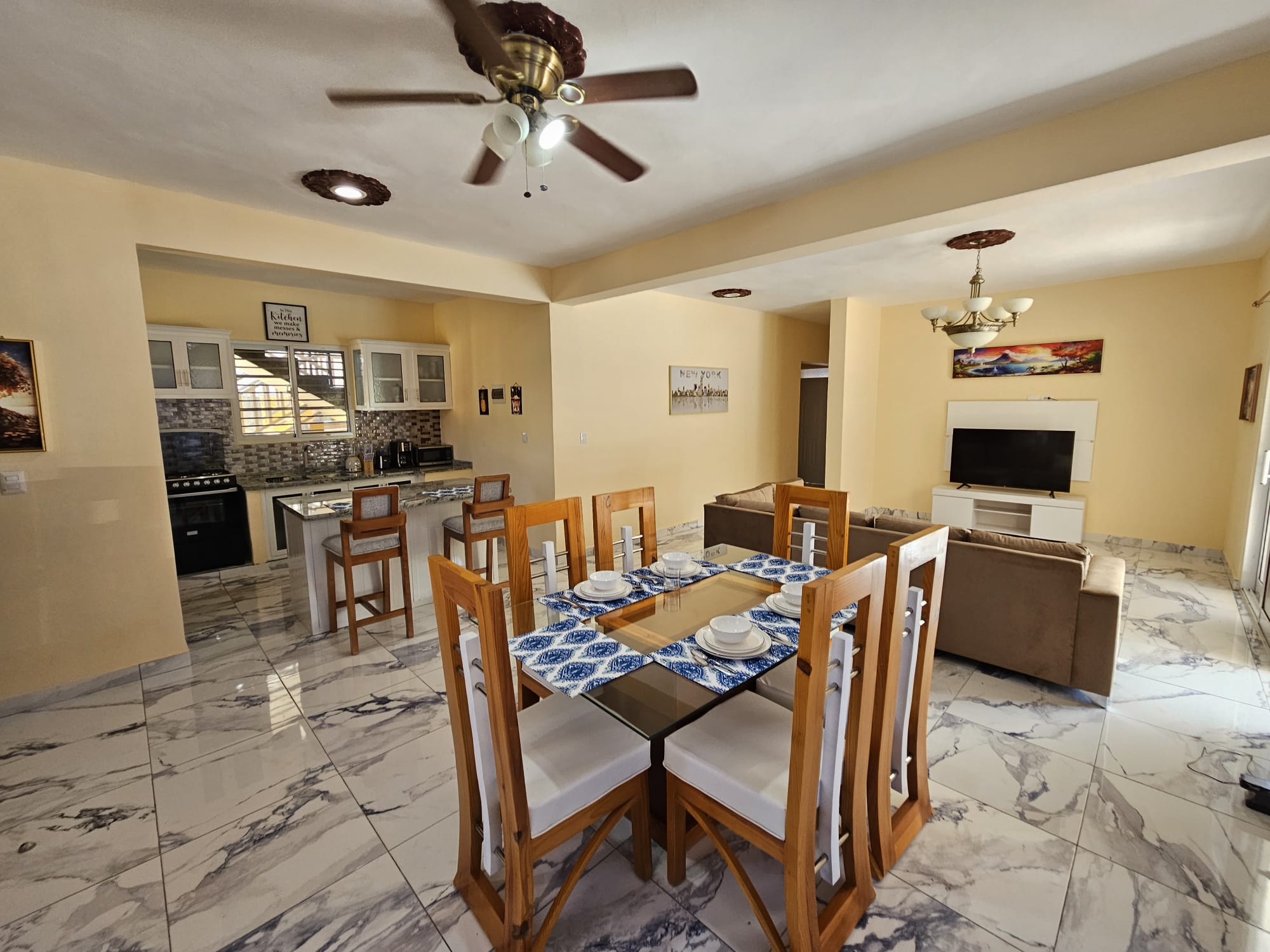 Dining 1
