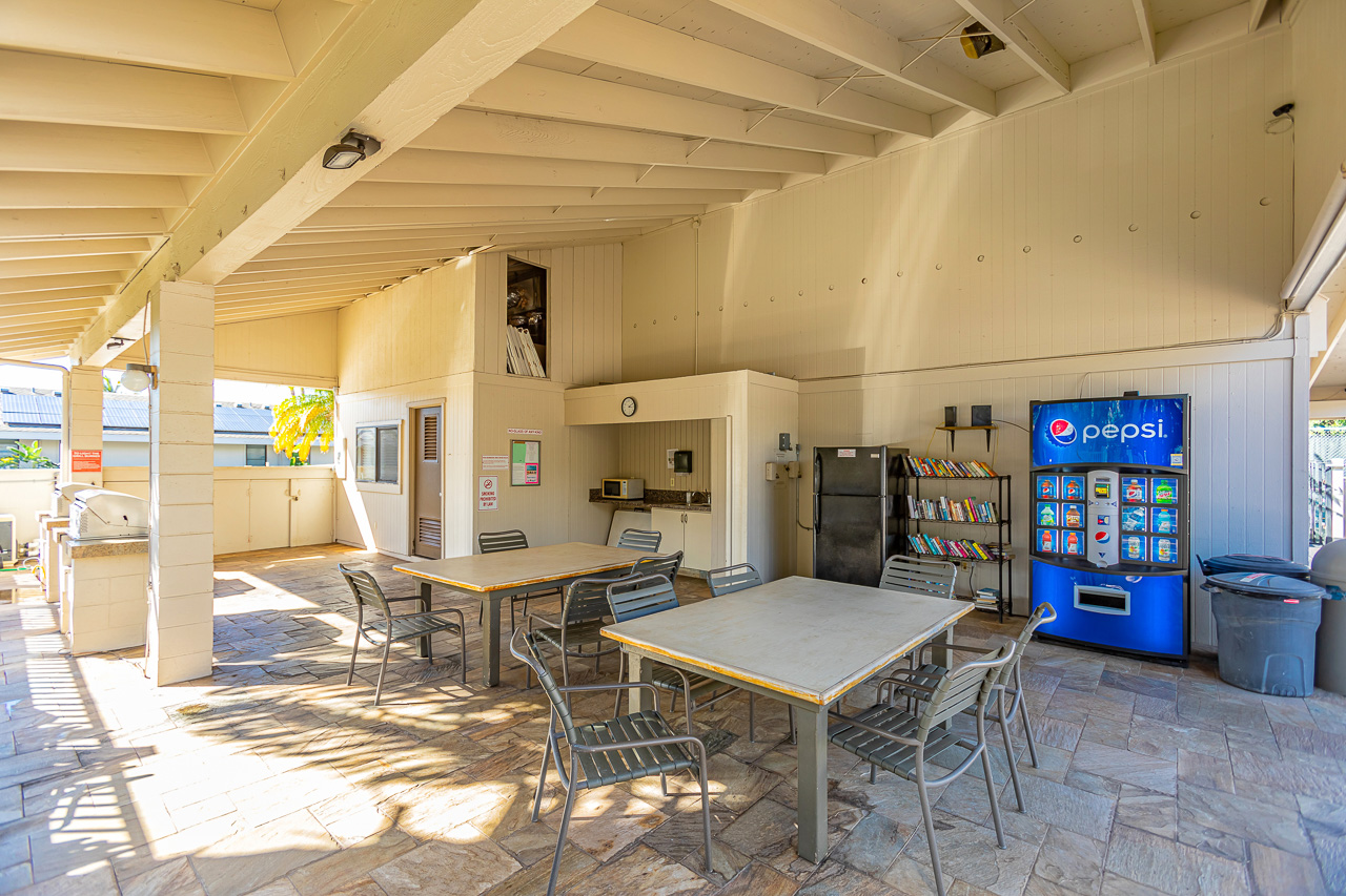 Recreation and Dining Area at Pool 1