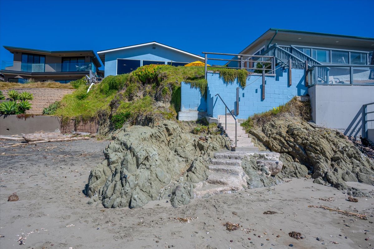 Private stairs to the beach