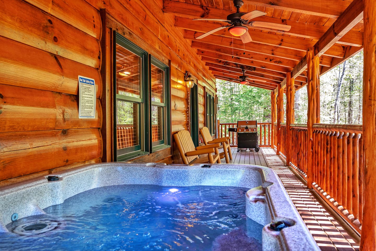 Hot tub to relax in at the end of a long day exploring the area