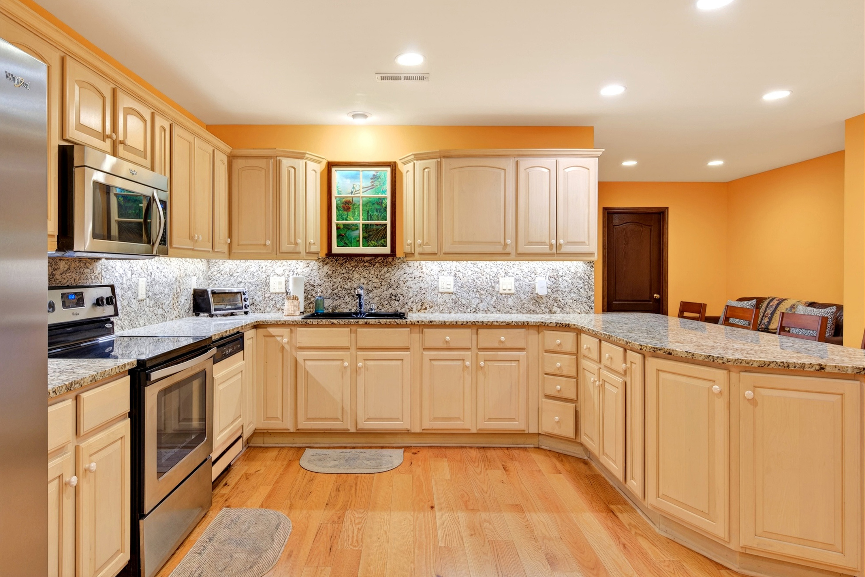 Fully functional with updated appliances 