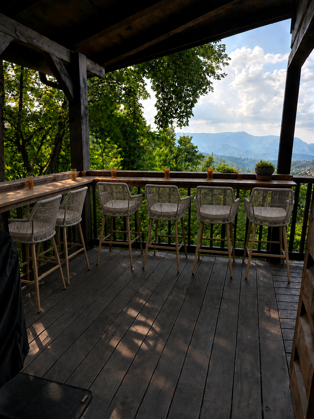 Outdoor dining on high bar top chairs