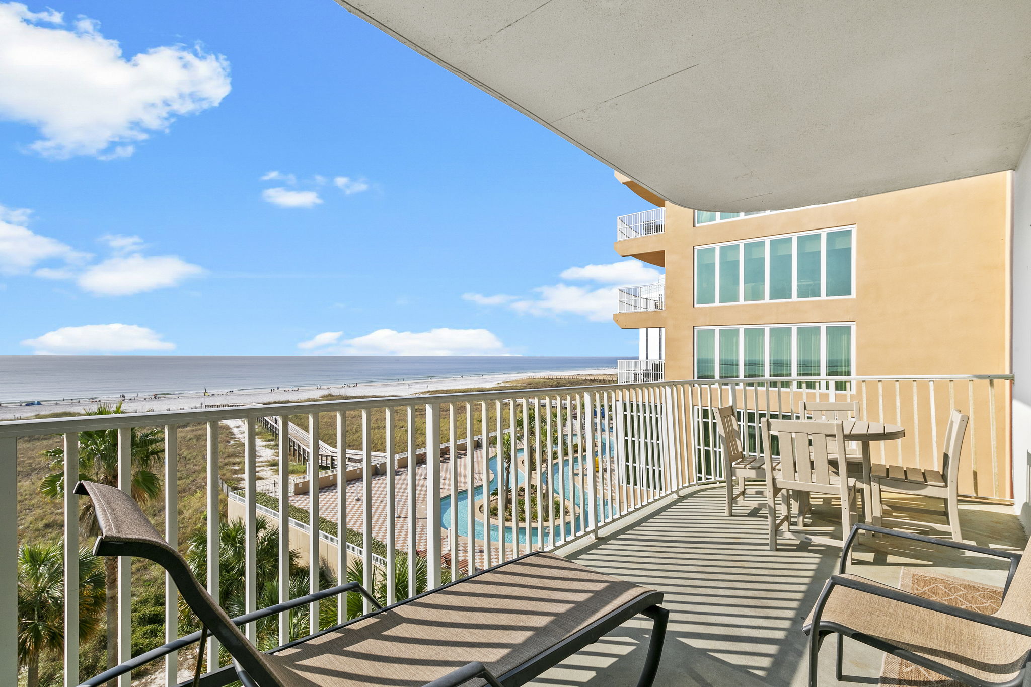 Balcony Seating & Views