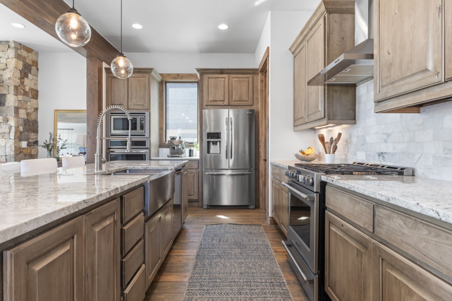 Kitchen | Fridge