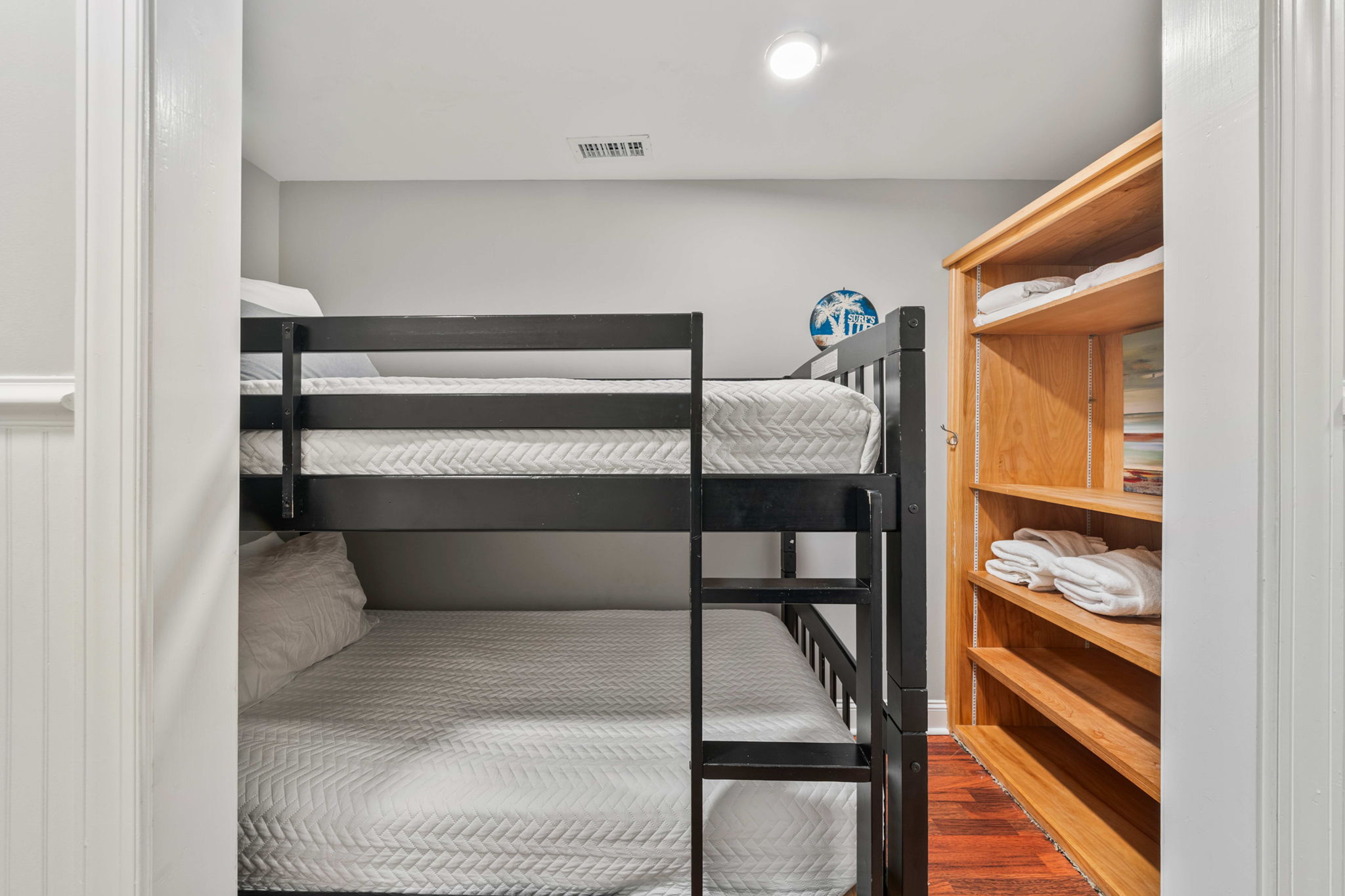 Bunk nook, 2 twins  | Morning Sunrise | 302 Oceanview | 1116 Ocean Blvd, Isle of Palms, SC | IOP Escapes