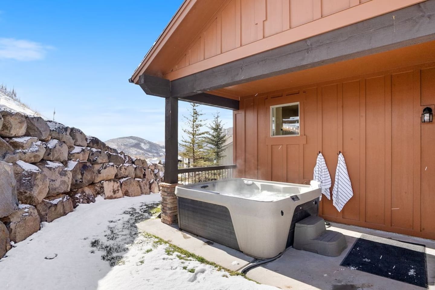 Hot tub