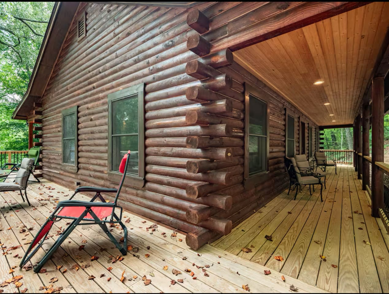 Wrap around deck of the cabin