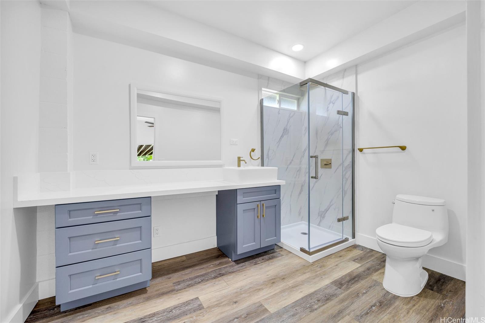 full bathroom,  Interior decor and finishes may vary after remodel