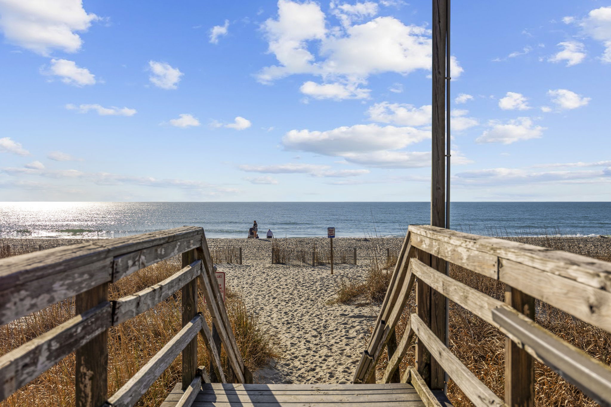 Steps to the Beach 