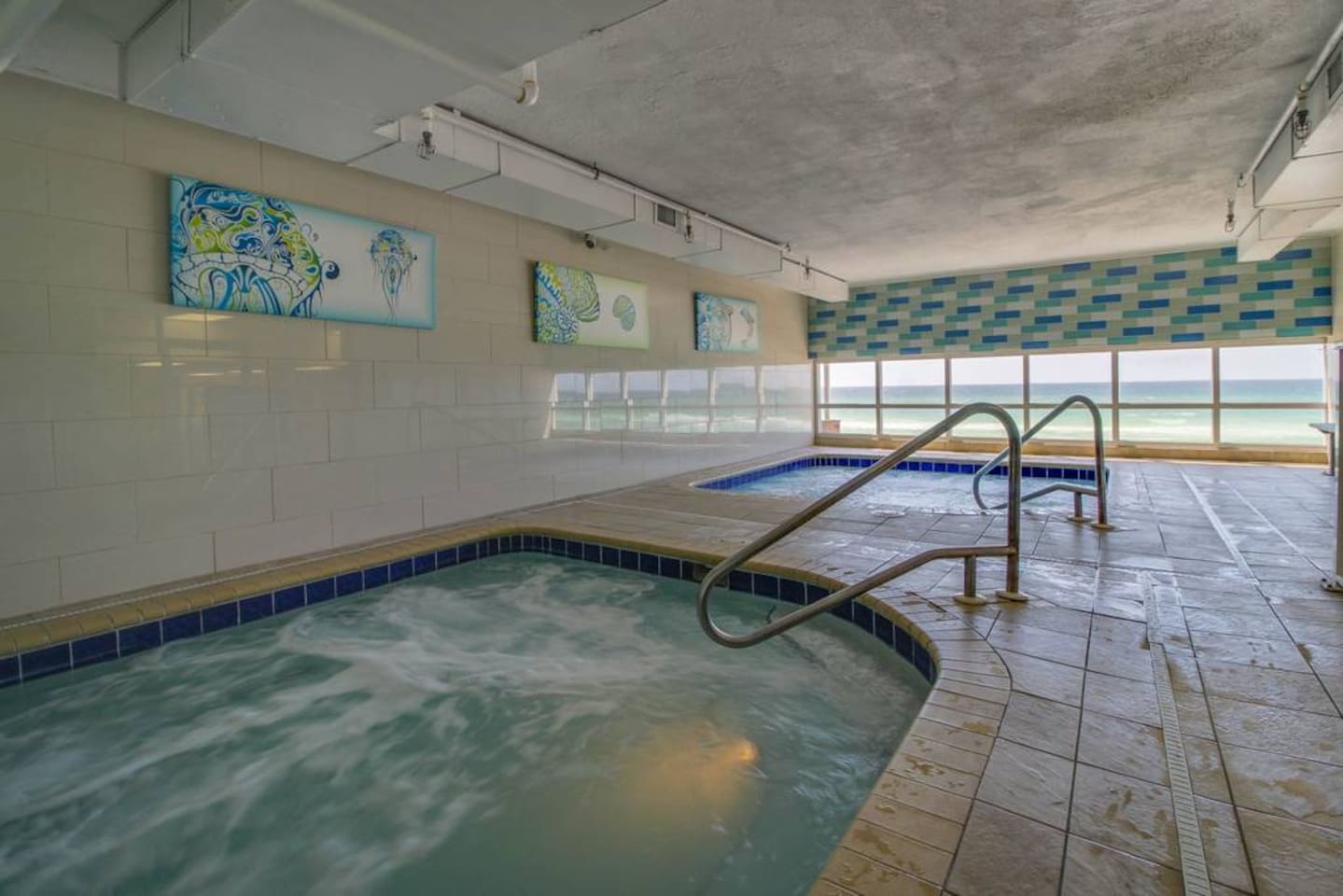 Indoor hot tubs 