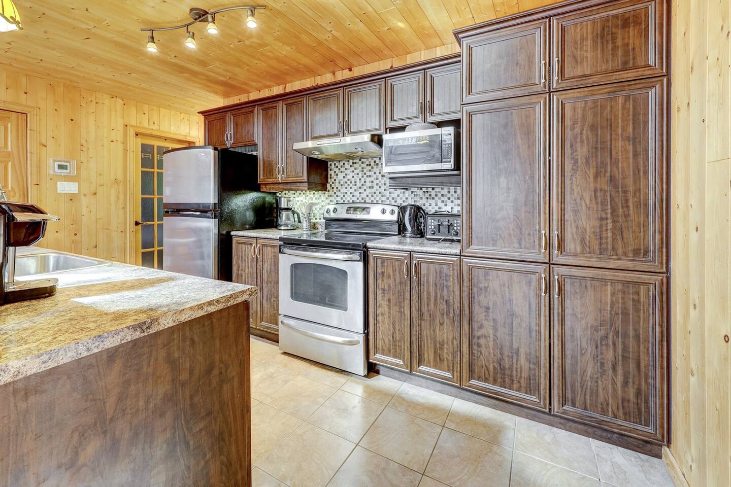 A charming kitchenette for all your stay essentials.