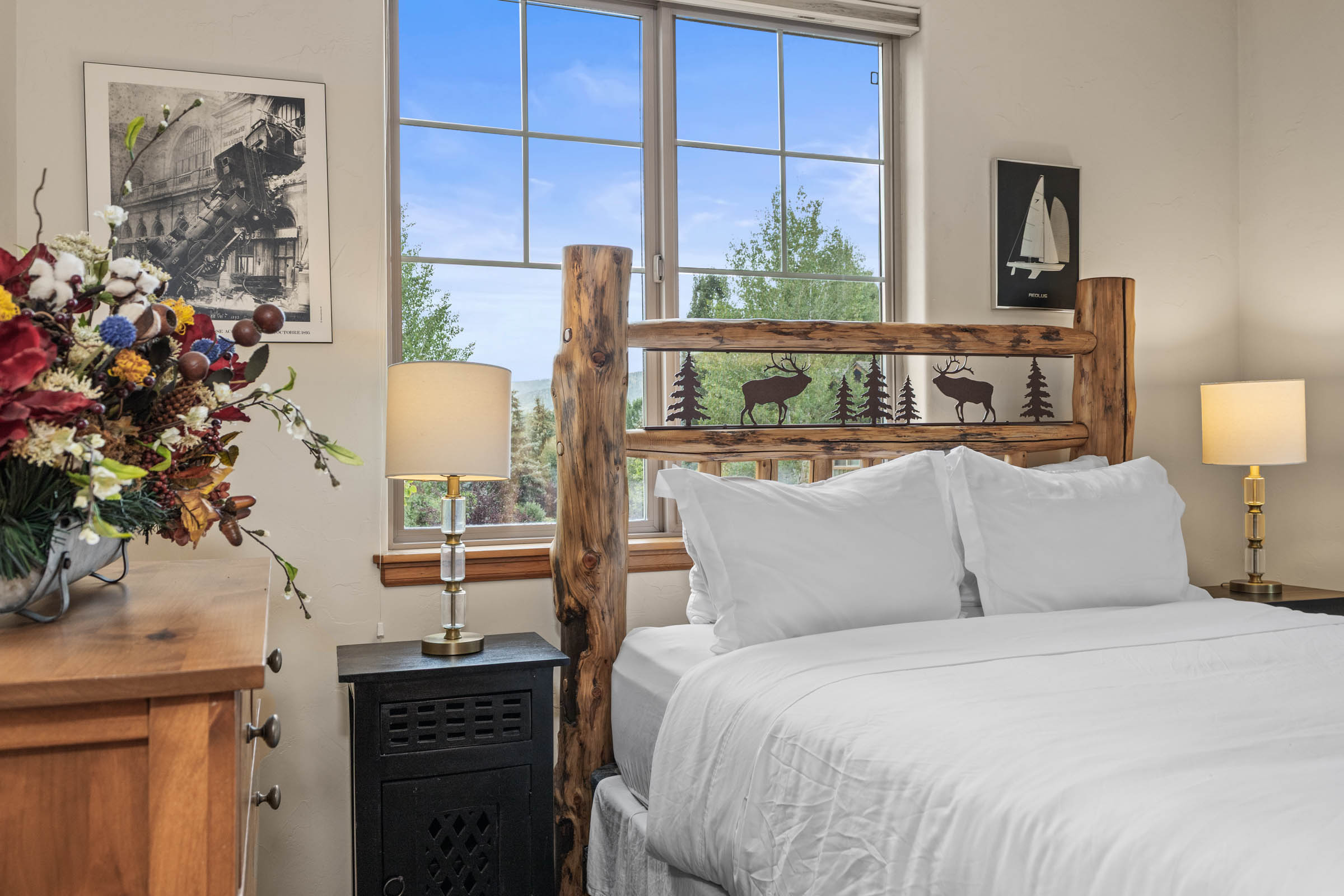 Bedroom 3 | Queensize Bed