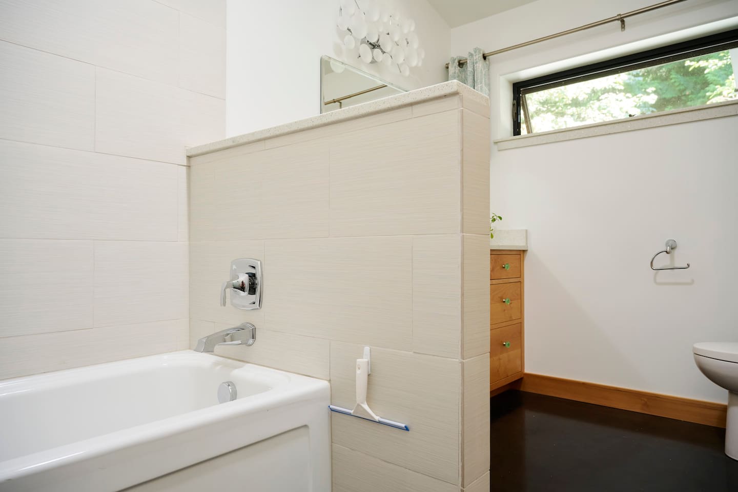 Tub