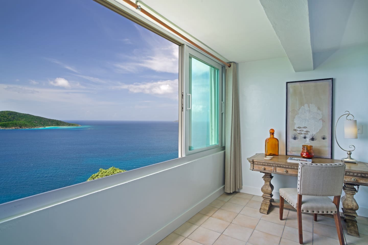 Work with an incredible view!