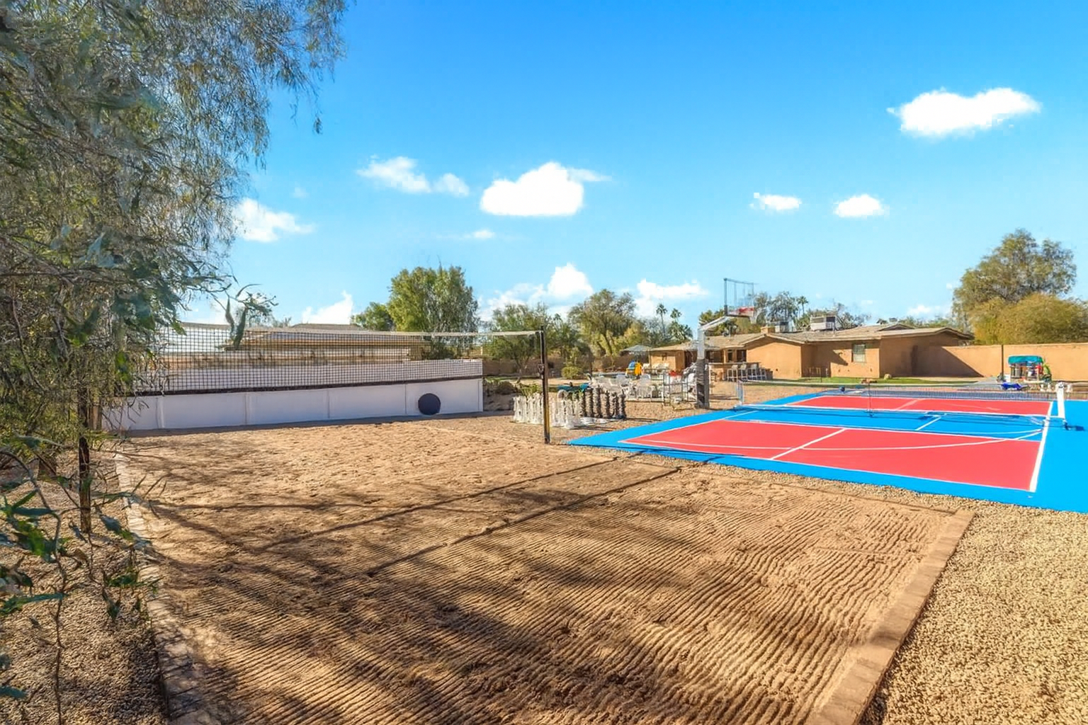 Private sand volleyball, pickleball, and basketball courts — all steps from your back door.