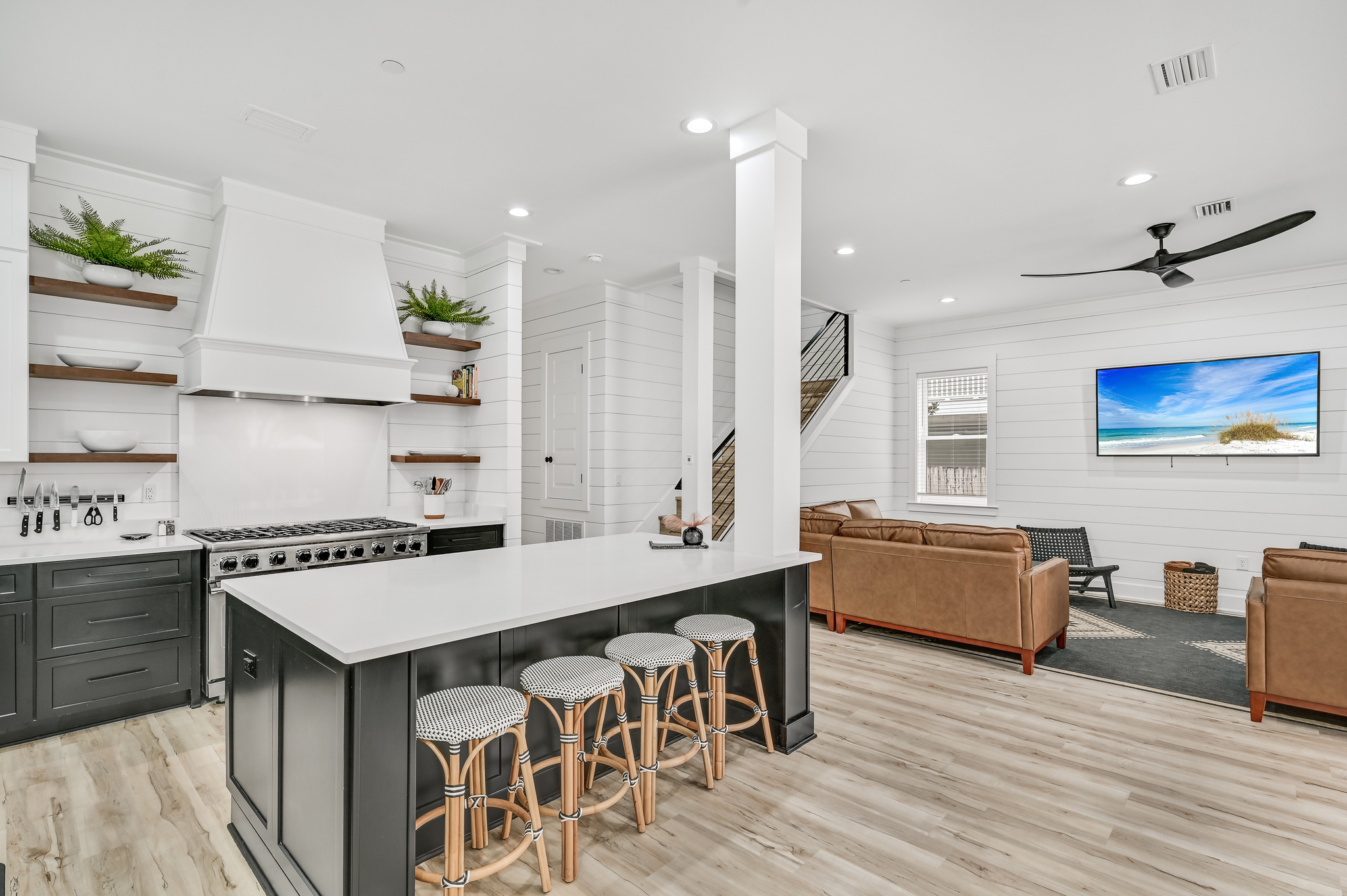 Open Concept For Large Gatherings
