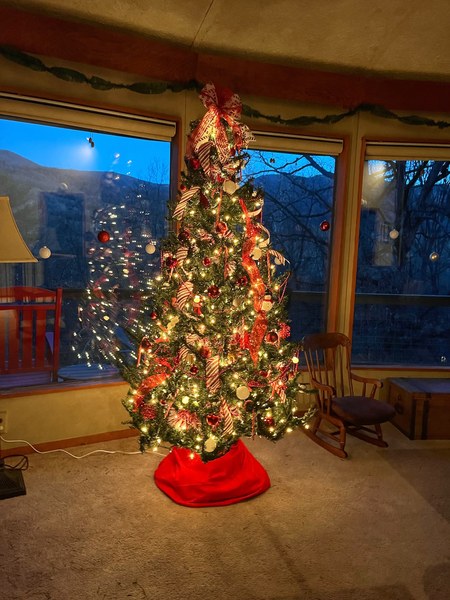 Come enjoy the Christmas Decorations!