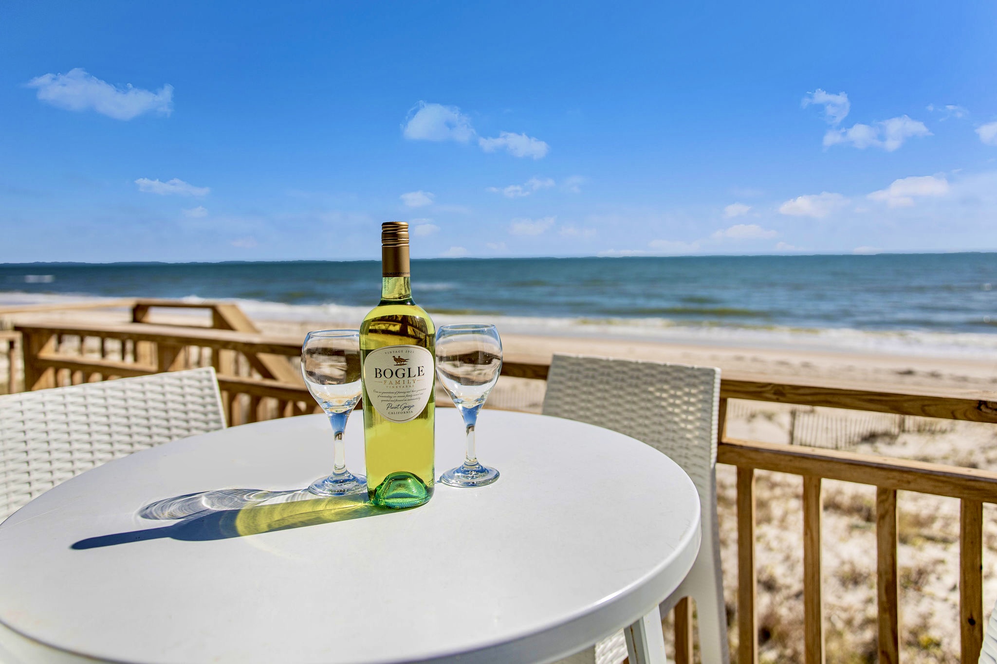 Cheers to making memories in Saint George Island paradise that will last a lifetime🥂