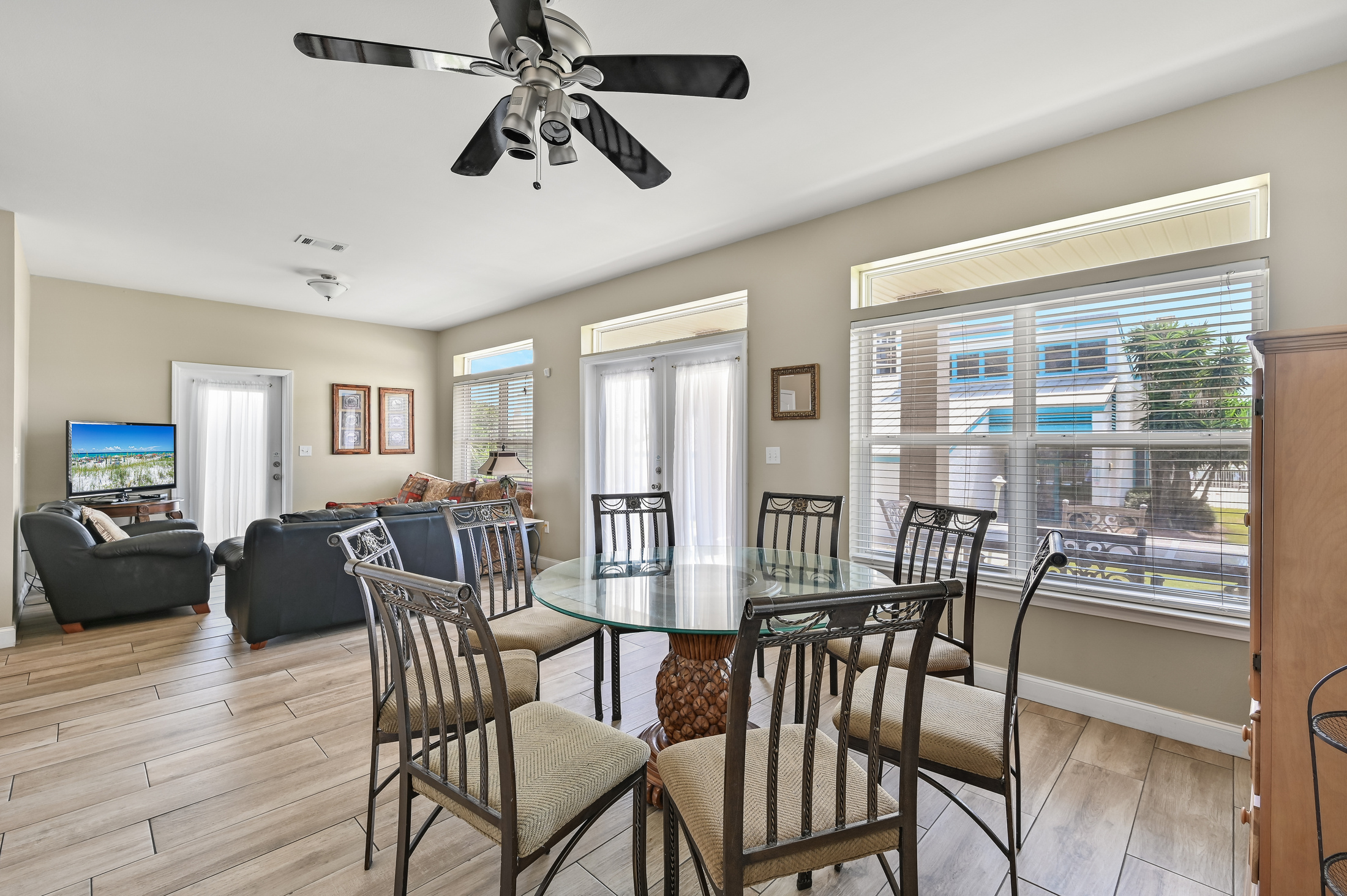 Dining Area #1 (First Floor)– Coastal round table seating 6