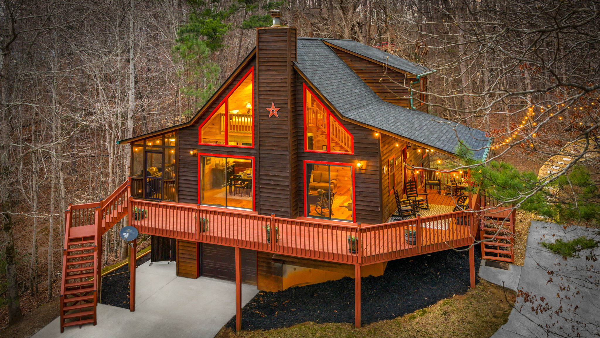 It’s a peaceful and picturesque scene that feels both relaxing and refined.