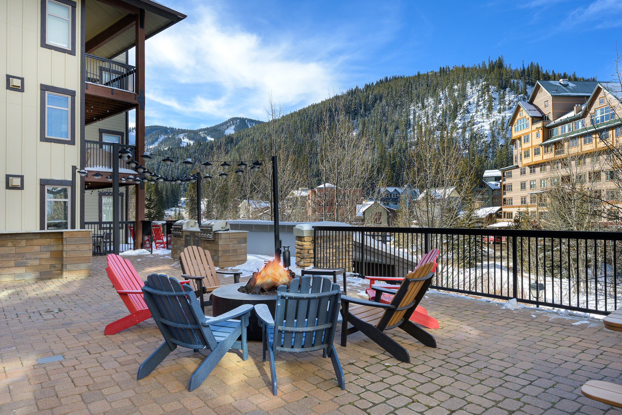 Lots of chairs for hanging out around the firepit!