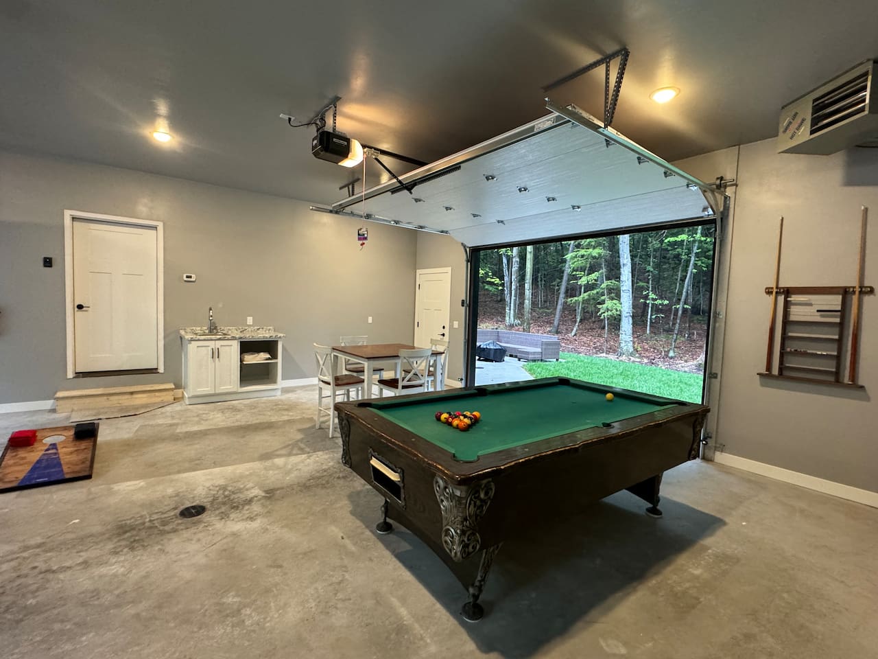 Garage/Rec Room
