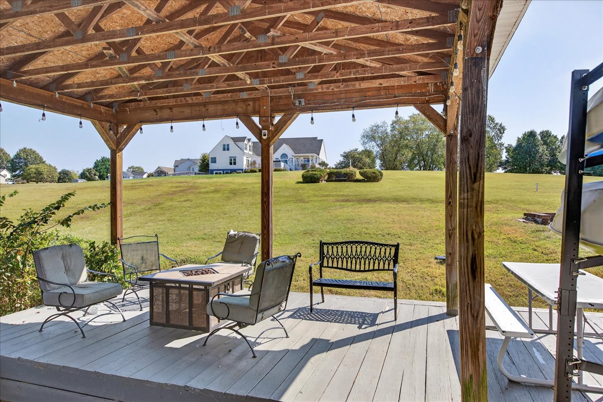 Evenings at the boathouse firepit, where memories are made.