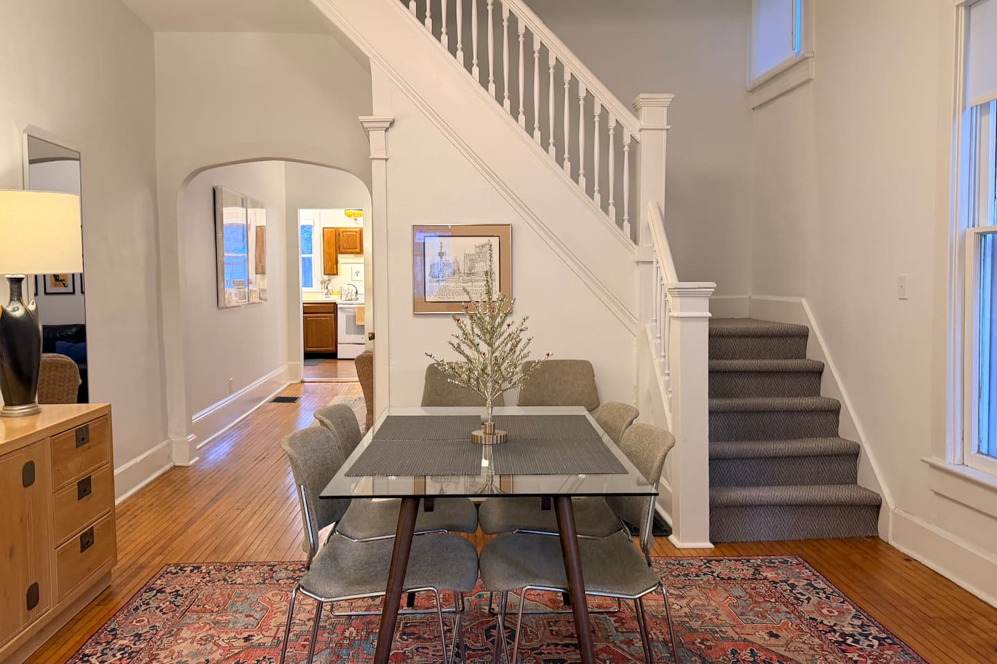 Centrally located dining area with an easy, natural flow between the living spaces and kitchen.