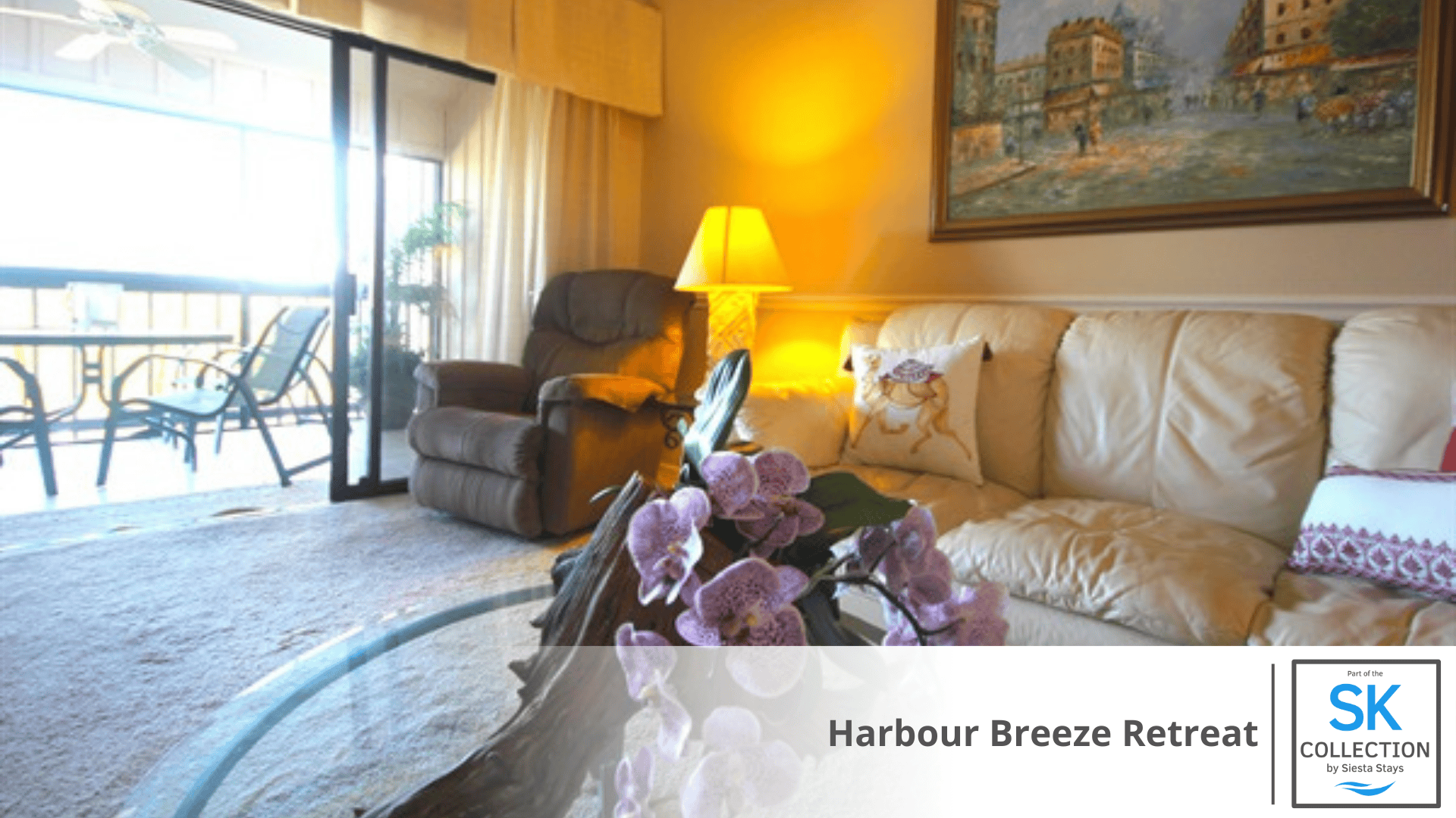 Living Room w/Screened Lanai