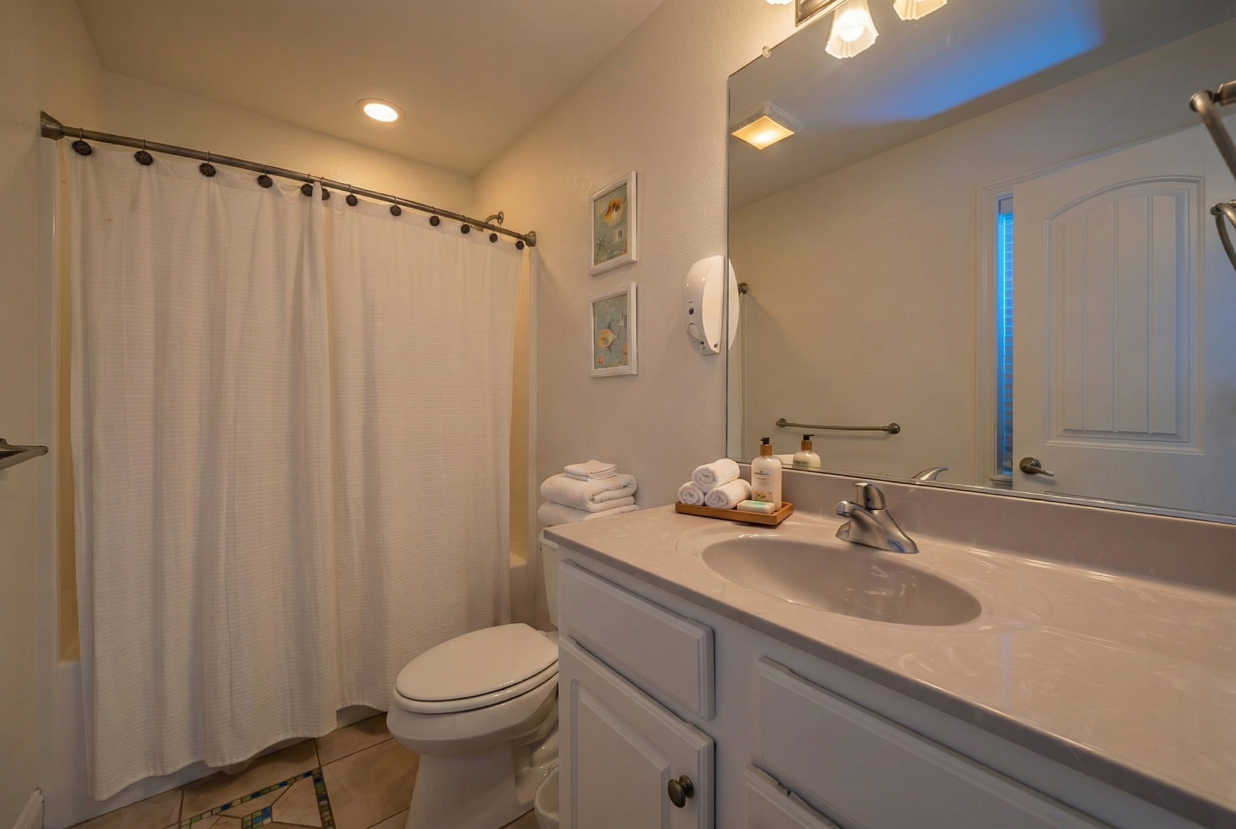 Angler's Retreat — King Bedroom (2)