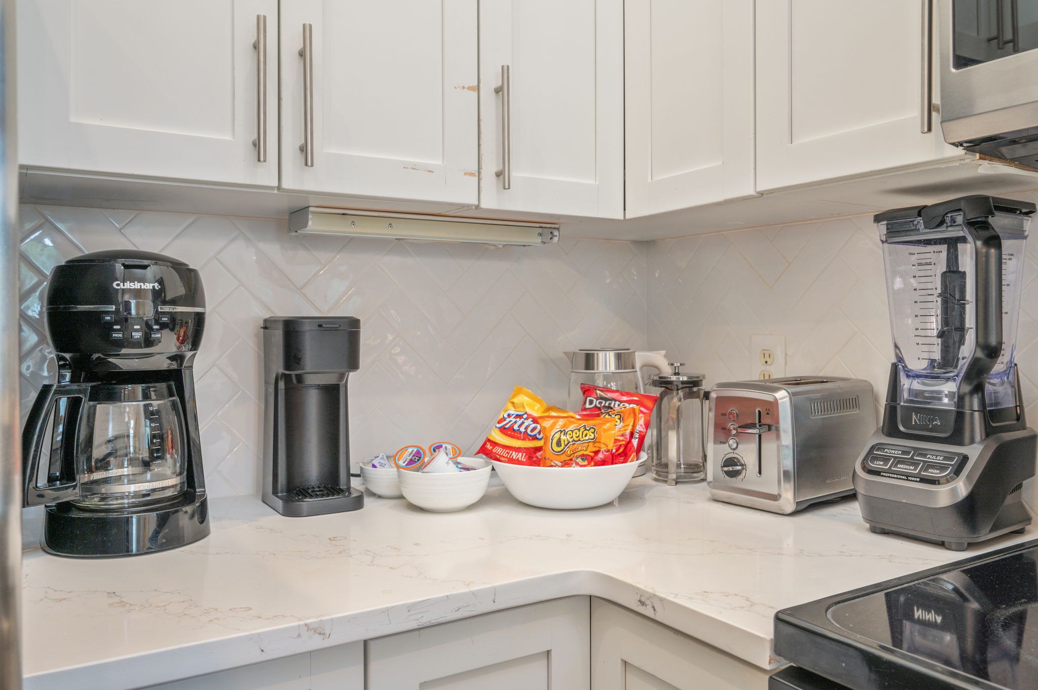 Fully stocked kitchen perfect for gatherings