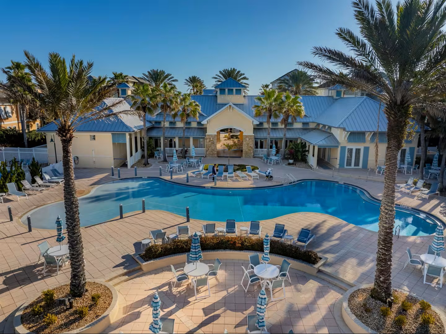 Resort living at Cinnamon Beach 🏖️
Unwind by the expansive pool, enjoy plenty of loungers and seating, and soak up the sunshine in this beautifully maintained oceanfront community.
