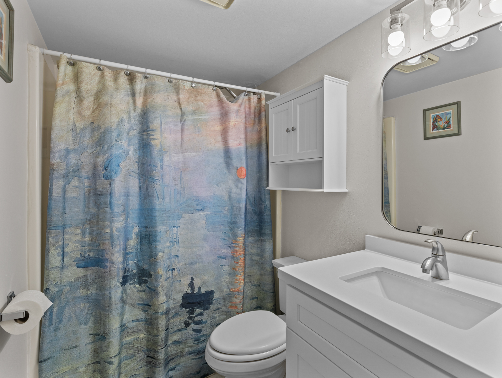 Full Bath with Tub / Shower