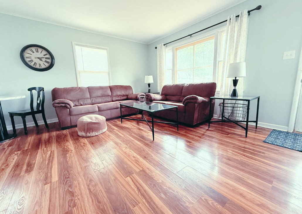 Spacious living room.