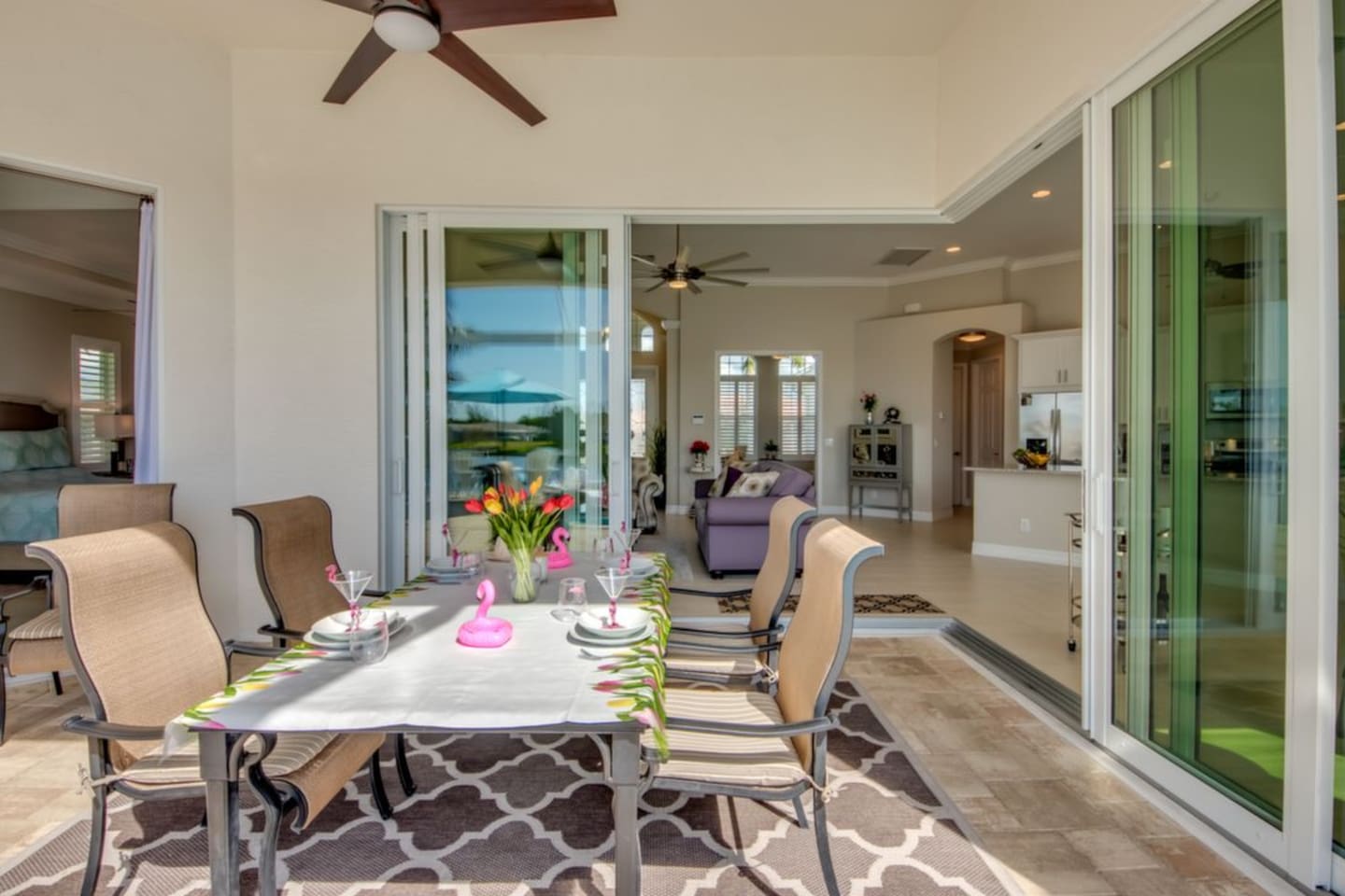 Villa Blissful Bay - Outdoor and Indoor space 