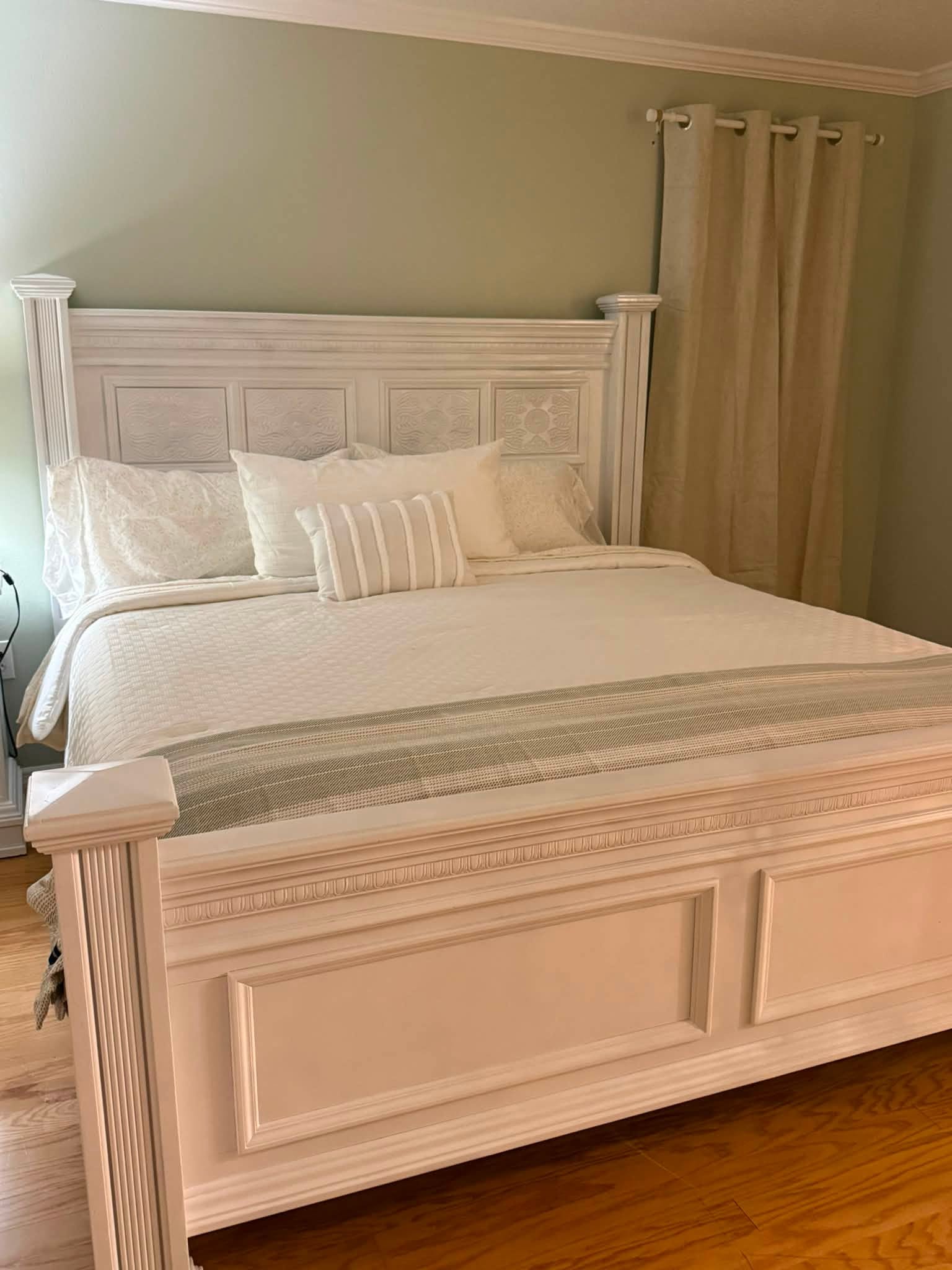 Master bedroom, luxury bedding