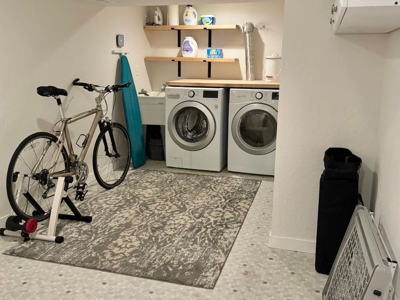 In the basement laundry room you will find the baby gate and pack 'n play portable crib. Guest have full access to washer/dryer during their stay!